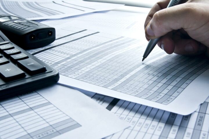 accountant doing calculations